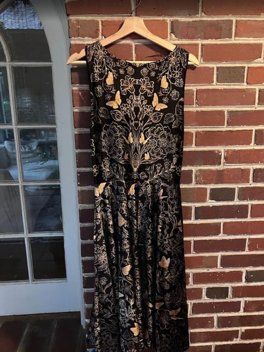 Golden Garden Velvet Princess Dress -M - Picture 5 of 6